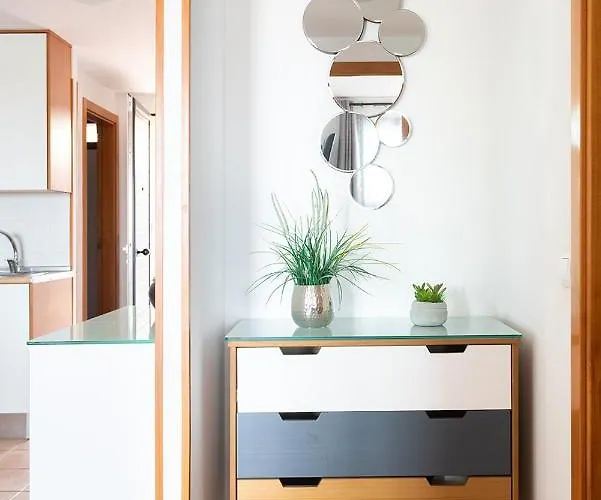 Апартаменти Sea View Paraiso Ii By Sunkeyrents